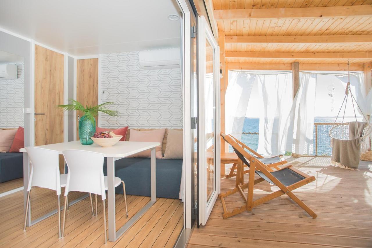 Mara'S Coast - Amelia Lägenhet Pakoštane Exteriör bild